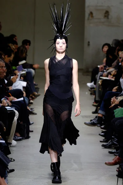 Look 27